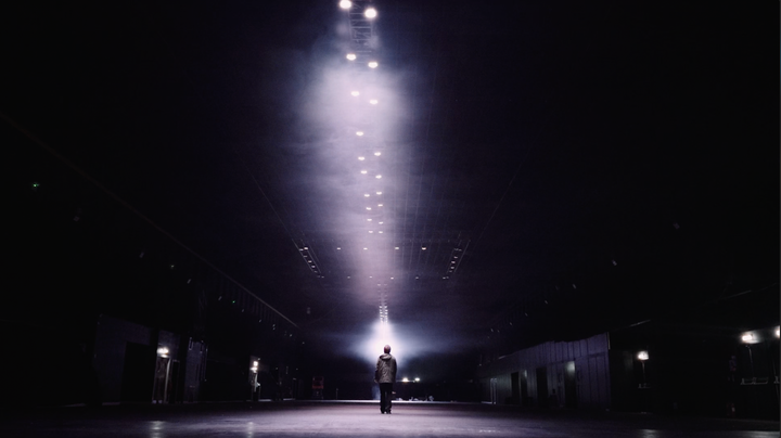 Visitor immersive art installation