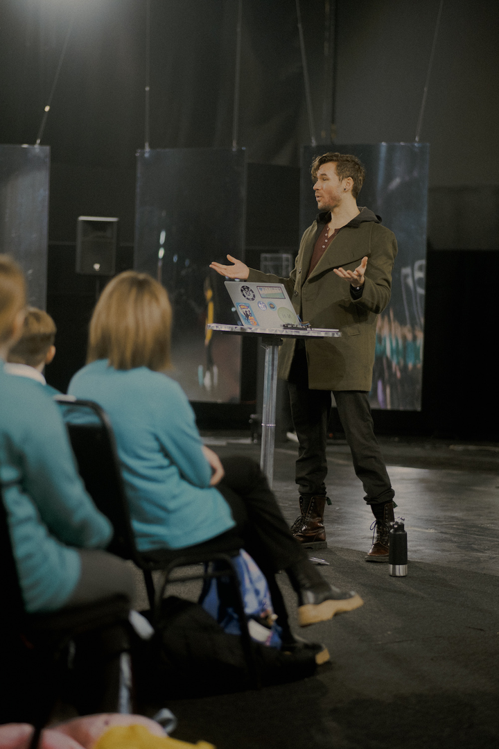 Christo Squier keynote speaker immersive physics and creativity lectures and workshops science and art