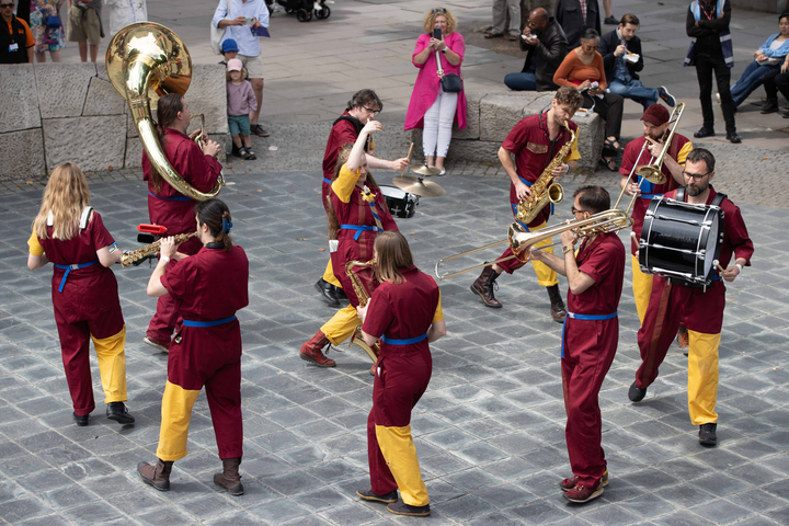 Perhaps Contraption present The Journey. A promenade street performance with integrated sign language, contemporary dance and visual vernacular